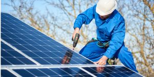Installation Maintenance Panneaux Solaires Photovoltaïques à Saint-Judoce